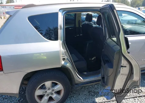 2015 Jeep Compass Sport из США, поврежденный, VIN 1C4NJCBA9FD386364